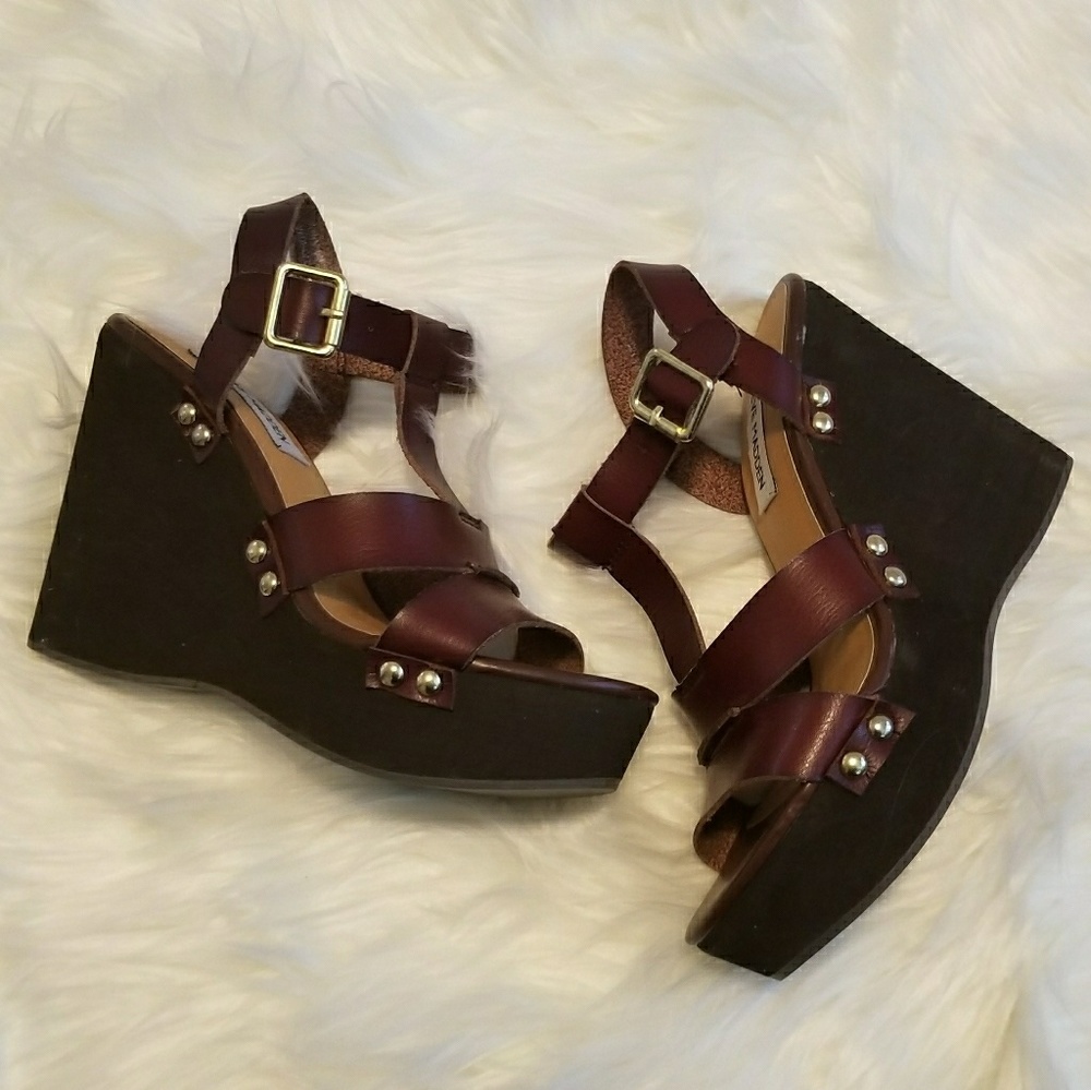 Steve Madden Wedges